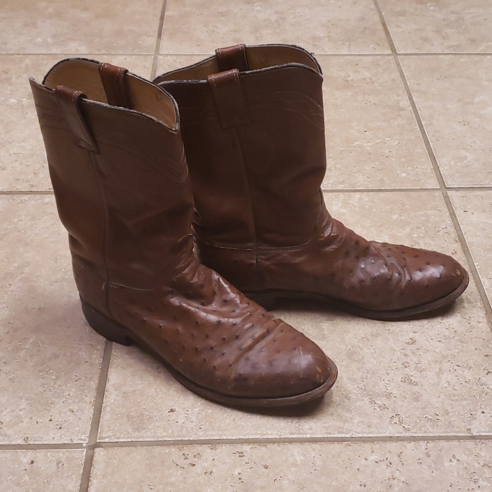 Men's ostrich boots